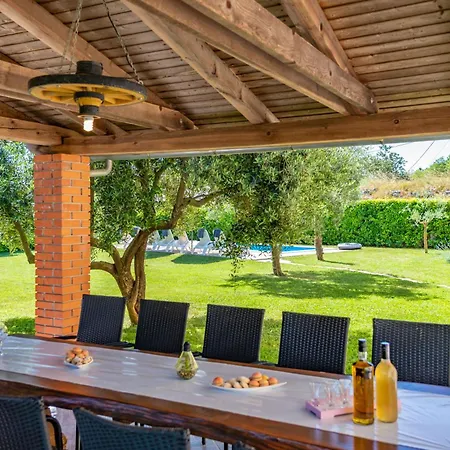 Rimanici, A Wonderful And Sunny Pet Friendly Pican