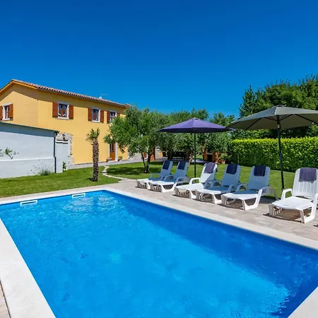 Rimanici, A Wonderful And Sunny Pet Friendly Pican