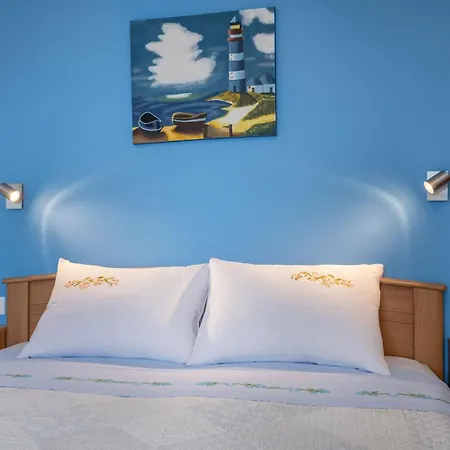 Rimanici, A Wonderful And Sunny Pet Friendly Holiday home *